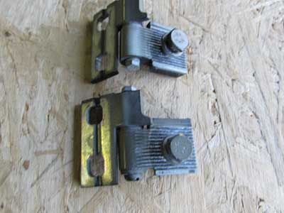 BMW Right Door Hinges (Includes Upper and Lower Hinge) 41527200228 E63 645Ci 650i M63